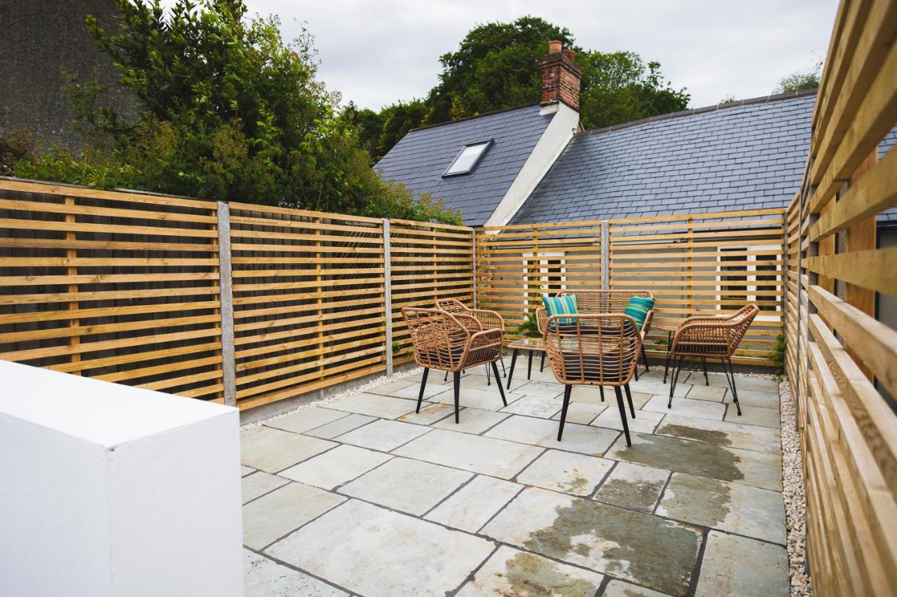 Cathys Cottage, Sun Trap Patio, Modern 3 Bed, Central, Parking Crewkerne Bagian luar foto